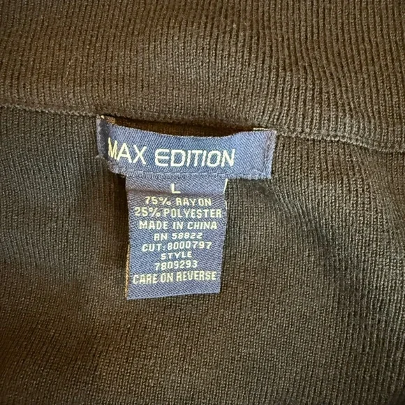 Max Edition Black  Sweater - Picture 5 of 5